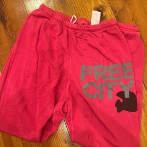 Freecity Hot pink sweatpants